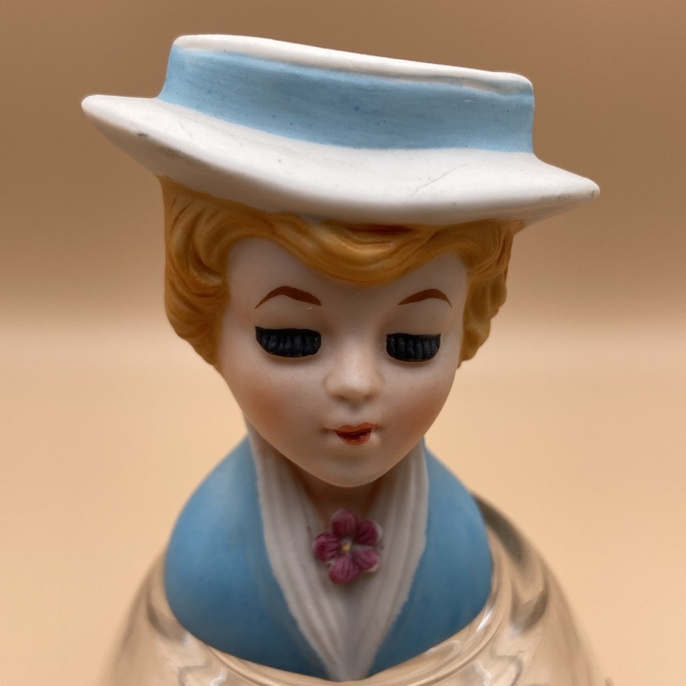 Vintage Giftcraft Lady in Blue Head Vase - Mini Made in Taiwan - Picture 8 of 10